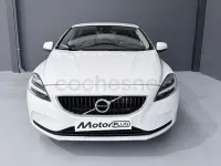 Usado Volvo V40 Momentum 120 CV (88 kW) 2019 Blanco Berlina