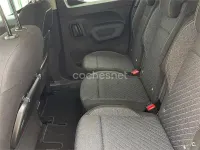 Usado Peugeot Rifter Allure 100 CV (73 kW) 2024 Verde Monovolumen