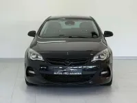 Usado Opel Astra S 194 CV (142 kW) 2014 Negro Utilitario