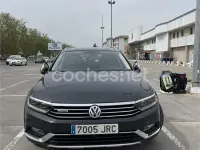 Usado VW Passat Alltrack 240 CV (176 kW) 2016 Gris / plata Familiar