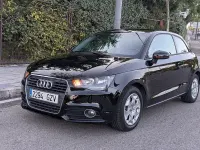 Usado Audi A1 Attraction 122 CV (89 kW) 2010 Negro Utilitario