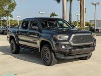 Usado Toyota Tacoma SR5 278 CV (204 kW) 2017 Gris Pickup/Camioneta