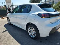 Usado Peugeot 208 Active 100 CV (73 kW) 2021 Blanco Utilitario