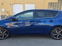 Usado Toyota Auris Hybrid Edition 136 CV (100 kW) 2017 Azul Berlina