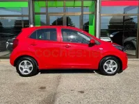 Usado Kia Picanto 67 CV (49 kW) 2022 Rojo Utilitario