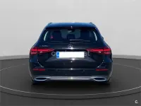 Usado Mercedes C220 200 CV (147 kW) 2022 Negro Familiar