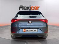 Używany Seat Leon Style 131 KM (96 kW) 2023 Szary Sedan/Limuzyna