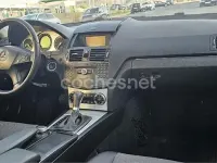 Usado Mercedes C220 Avantgarde 150 CV (110 kW) 2007 Beige Berlina