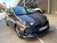 Usado Toyota Yaris Hybrid Active 116 CV (85 kW) 2025 Gris Utilitario