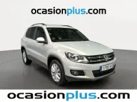 Usado VW Tiguan 140 CV (102 kW) 2013 Gris SUV