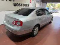Używany VW Passat Advance 140 KM (102 kW) 2010 Szary Sedan/Limuzyna