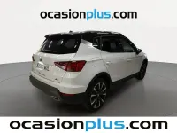 Używany Seat Arona FR 150 KM (110 kW) 2024 Biały SUV