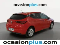 Begagnad Opel Astra Dynamic 125 HK (91 kW) 2018 Röd Sedan