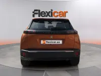 Usado Peugeot 2008 Active 110 CV (80 kW) 2021 Naranja SUV