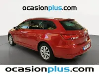 Usado Seat Leon Style 115 CV (84 kW) 2020 Rojo Familiar