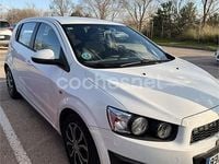 Usado Chevrolet Aveo LT 86 CV (63 kW) 2011 Blanco Berlina