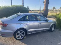 Usado Audi A3 110 CV (80 kW) 2017 Gris / plata Berlina