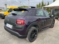 Usado Citroën C4 Cactus Feel 92 CV (67 kW) 2015 Violeta / lila Utilitario