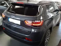 Usado Jeep Compass 190 CV (139 kW) 2022 Gris SUV