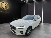 Usado Volvo XC60 Momentum 197 CV (144 kW) 2021 Blanco SUV