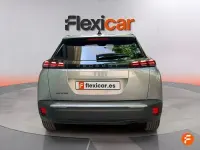 Usado Peugeot 2008 Allure 100 CV (73 kW) 2025 Gris SUV