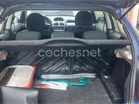 Usado Peugeot 206 75 CV (55 kW) 2004 Azul Berlina