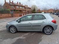 Usado Toyota Auris Active 132 CV (97 kW) 2011 Gris / plata Utilitario