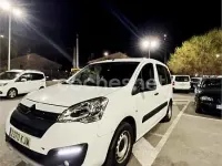 Usado Citroën Berlingo Live 100 CV (73 kW) 2018 Blanco Monovolumen