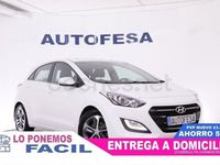 Usado Hyundai i30 135 CV (99 kW) 2015 Blanco Berlina