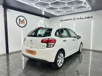 Usado Citroën C3 Attraction 68 CV (50 kW) 2014 Plateado Utilitario