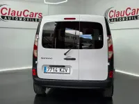 Usado Renault Kangoo 95 CV (69 kW) 2019 Blanco Monovolumen
