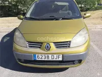 Usado Renault Scénic II Dynamique 120 CV (88 kW) 2005 Amarillo Monovolumen