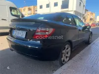 Usado Mercedes C200 Sport Edition 122 CV (89 kW) 2006 Negro Berlina
