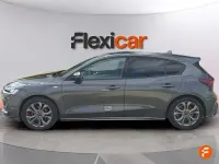 Usado Ford Focus ST-Line 125 CV (91 kW) 2022 Gris Berlina