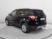 Usado Ford Kuga Trend+ 151 CV (111 kW) 2019 Plata SUV