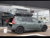 Usado Dacia Jogger Extreme 101 CV (74 kW) 2023 Gris Monovolumen