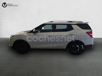 Usado Ssangyong (KGM) XLV 128 CV (94 kW) 2018 Gris / plata SUV