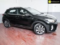 Usado Kia Stonic 120 CV (88 kW) 2022 Negro SUV