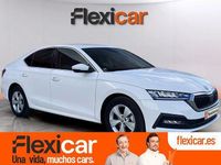 Usado Skoda Octavia Ambition 115 CV (84 kW) 2022 Blanco Berlina