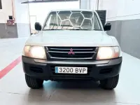 Usado Mitsubishi Montero 165 CV (121 kW) 2002 Gris SUV