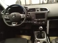 Usado Renault Kadjar LIMITED 110 CV (80 kW) 2019 Rojo SUV