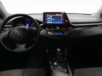 Begagnad Toyota C-HR Edition 140 HK (102 kW) 2023 Vit SUV