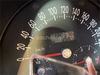 Usado VW New Beetle 100 CV (73 kW) 2003 Negro Utilitario