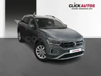 Usado VW T-Roc Life 150 CV (110 kW) 2024 Gris / plata SUV