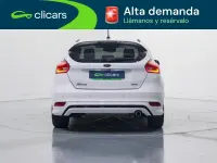 Usado Ford Focus ST-Line 182 CV (133 kW) 2017 Blanco Berlina