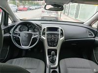 Usado Opel Astra Selective 110 CV (80 kW) 2012 Negro Berlina