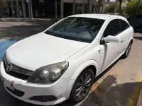 Usado Opel Astra GTC 110 CV (80 kW) 2010 Blanco Utilitario