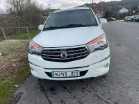 Usado SsangYong Rodius Limited 155 CV (114 kW) 2015 Blanco Monovolumen