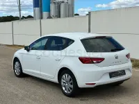 Usado Seat Leon Reference 105 CV (77 kW) 2014 Blanco Berlina