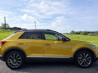 Usado VW T-Roc Sportline 190 CV (139 kW) 2018 Amarillo SUV